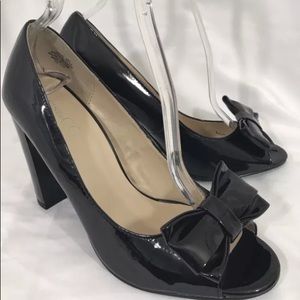 Nine & Co. 8.5M Patent Platform Chunk Heels